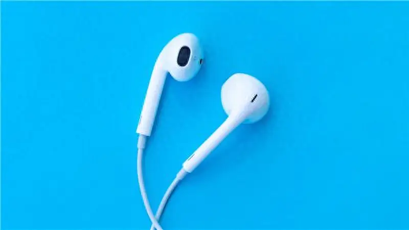 热搜第一!到底是谁带头取消了有线耳机 网友:耳机线才是灵魂