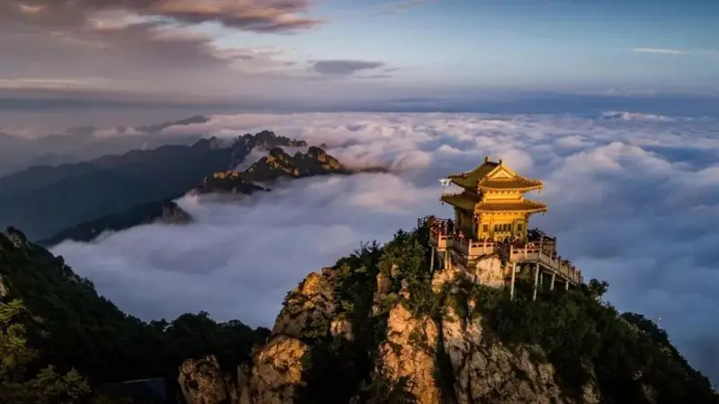 河南老君山月薪6万招人每天看云海,需在山顶住30天 景区:全国仅选一人