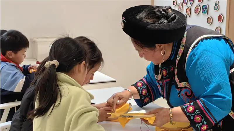 从桃坪羌寨发展三十年看阿坝州理县文旅振兴之路