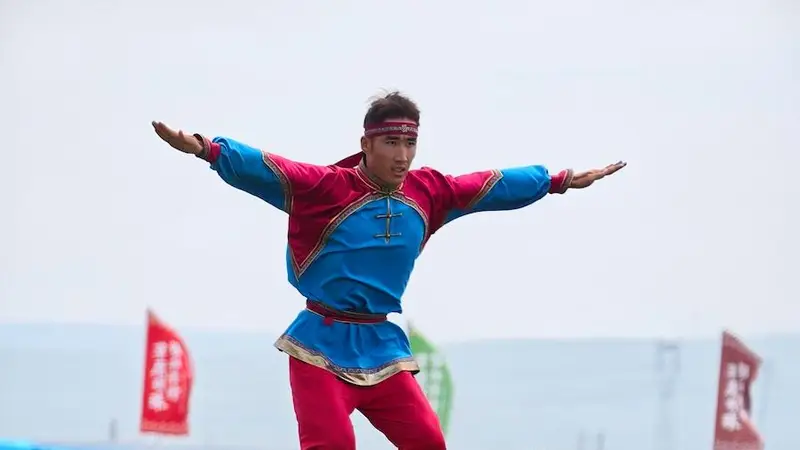 不远万里奔赴一场盛会!全国游客点赞那达慕,沉浸式解锁新体验