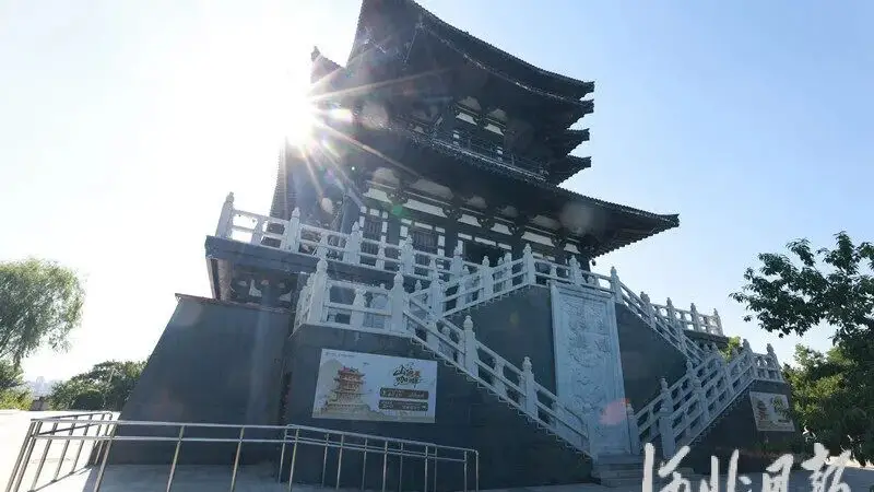 河北日报丨唐山南湖旅游景区龙山阁全新开放