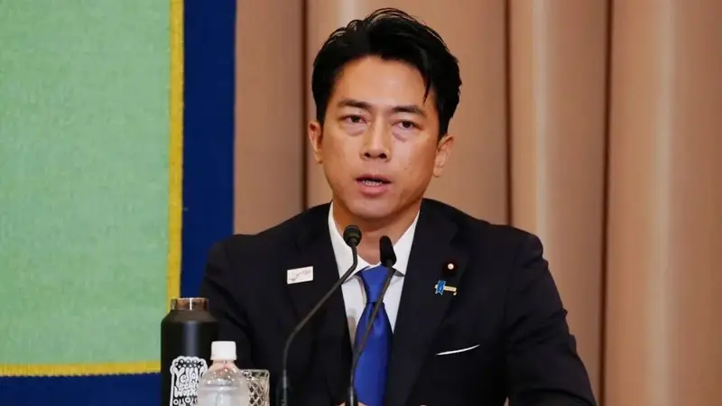 小泉进次郎装都不装了