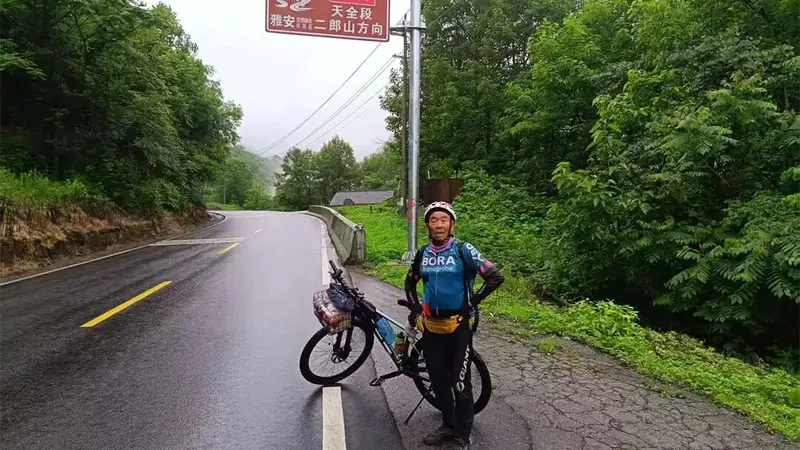 历时63天跨越6000公里丨77岁阿城骑手第三次完成西藏逐梦之旅