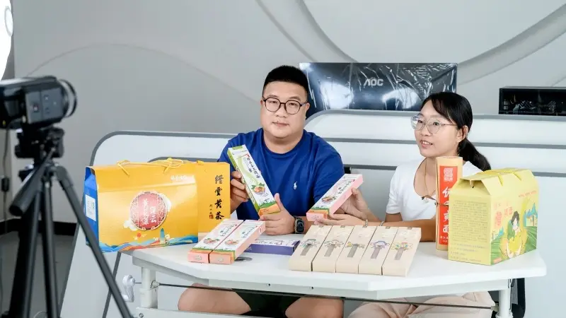 行进中国｜17人主理一碗面“爽”了