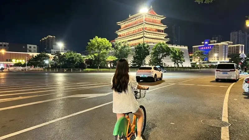 秋夜骑游太原：解锁龙城最美夜色！