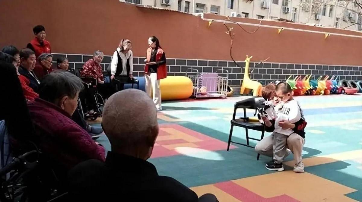 两年少了534万娃,幼儿园陷入寒冬,2024年会跌破4000万吗?